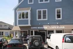 Longboards restaurant and Bar Pet friendly restaurants in Salem, Massachusetts